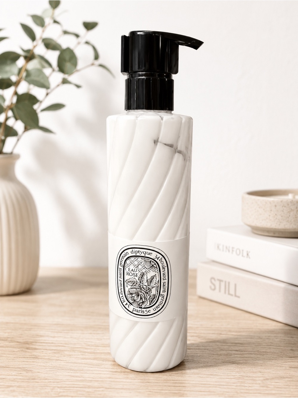 Diptyque Eau Rose Perfumed Hand And Body Lotion 6.8 oz. 200ml NWOB